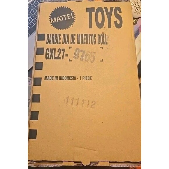 Dia De Muertos Ken 2021 Barbie Day of the Dead Doll (GXL26) - Picture 2 of 5
